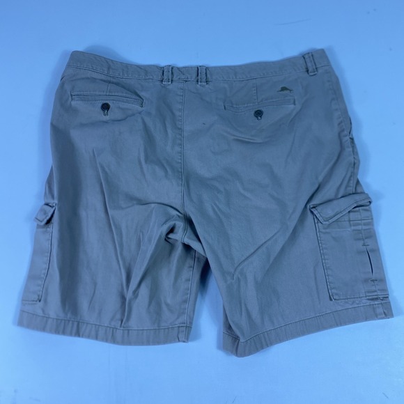 Tommy Bahama Shorts Mens 44 Beige Cargo Canvas Flat Front 11 Inseam Casual - Picture 3 of 10